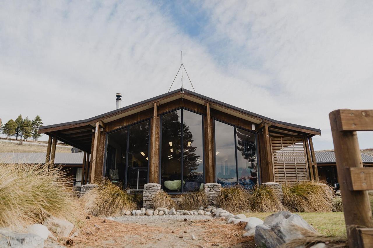 Lakes Edge Lodge Лейк Текапо Екстериор снимка