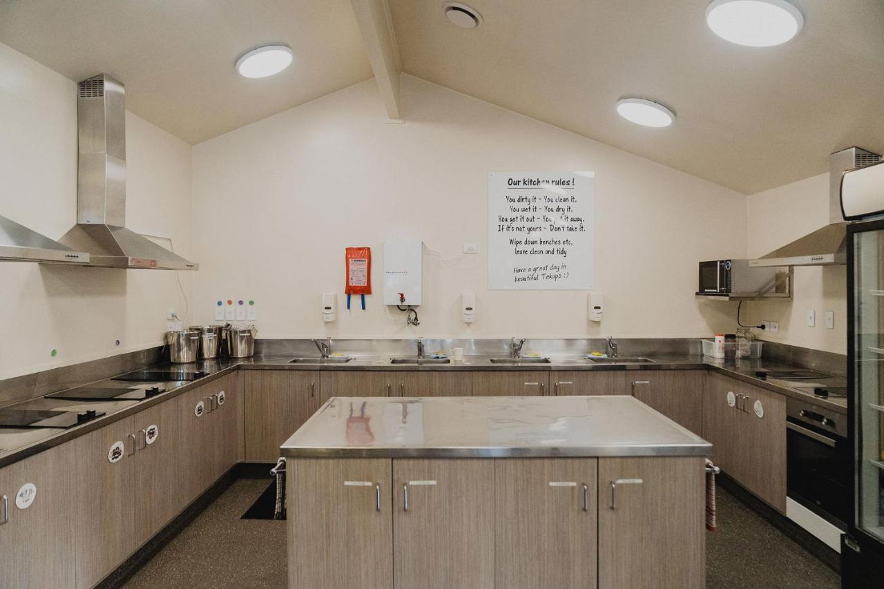 Lakes Edge Lodge Лейк Текапо Екстериор снимка