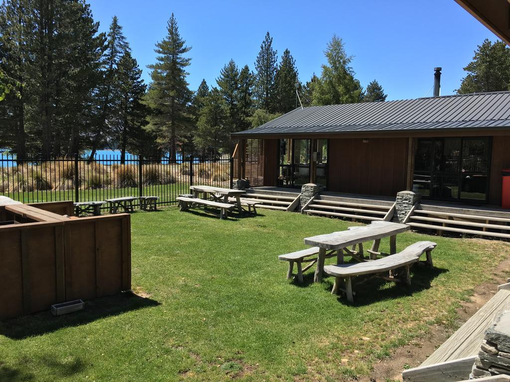 Lakes Edge Lodge Лейк Текапо Екстериор снимка