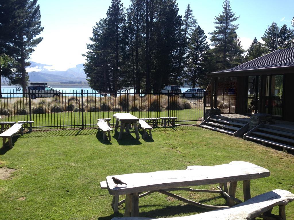 Lakes Edge Lodge Лейк Текапо Екстериор снимка