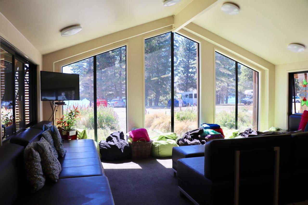 Lakes Edge Lodge Лейк Текапо Екстериор снимка